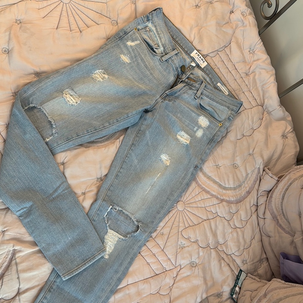 Frame denimLight Blue Distressed Jeans